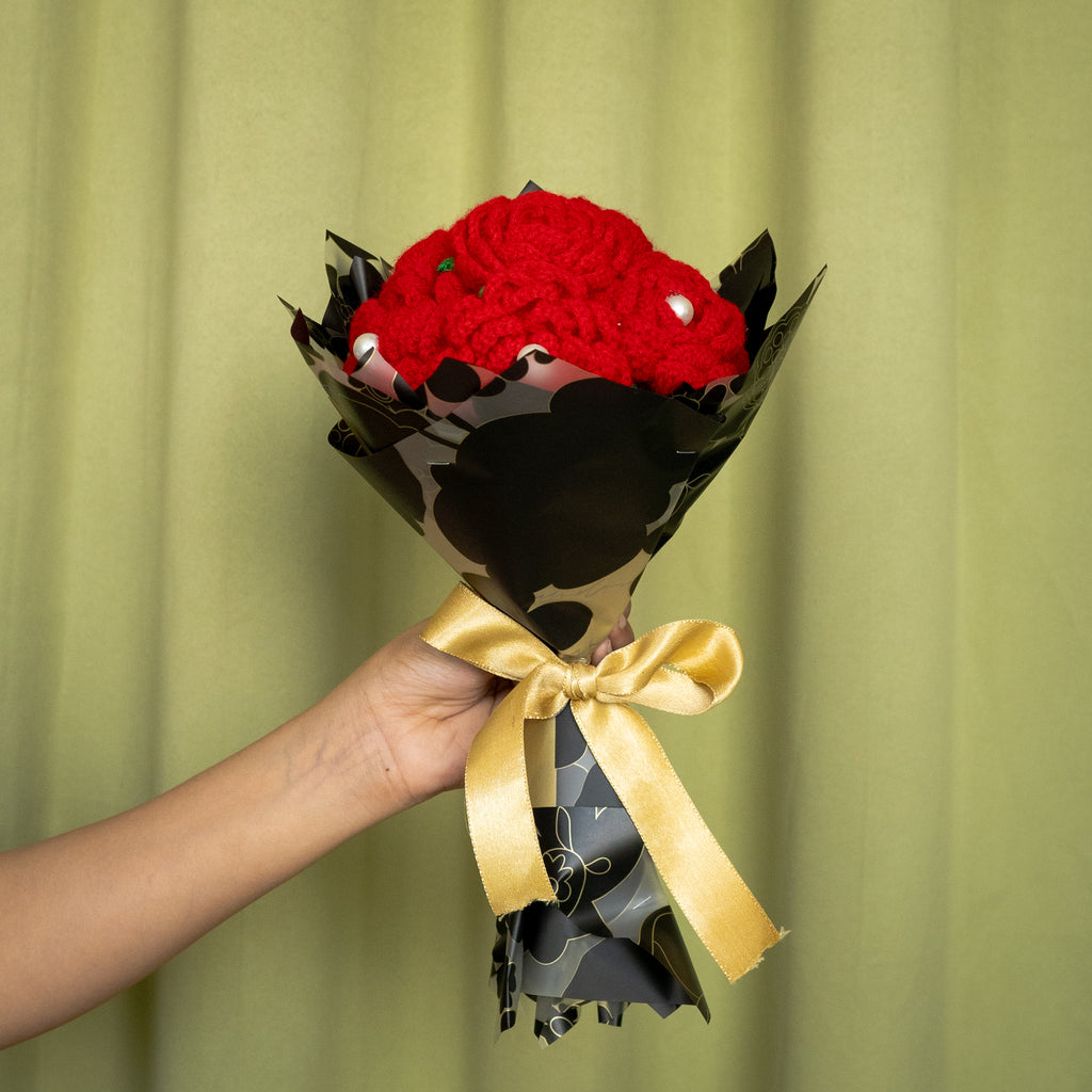 Red Crochet Rose Bouquet (7 Roses) | Handmade Forever Flower Bouquet